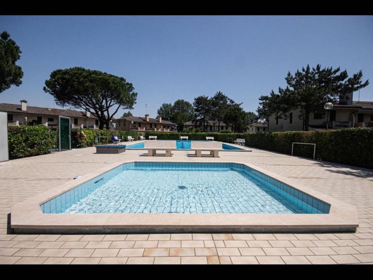 Welcoming Villa With Pool And Private Garden Porto Santa Margherita di Caorle Buitenkant foto