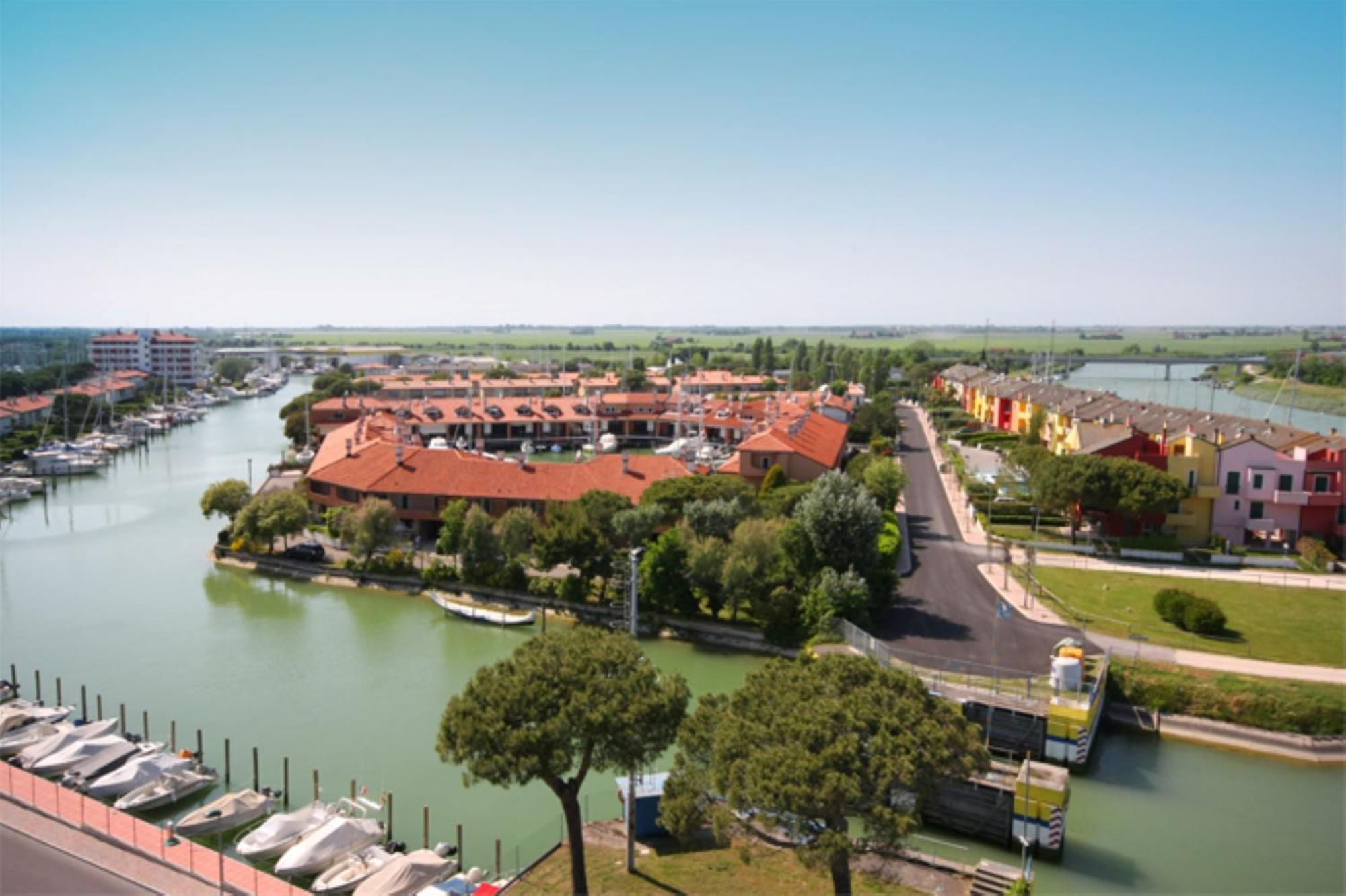 Welcoming Villa With Pool And Private Garden Porto Santa Margherita di Caorle Buitenkant foto